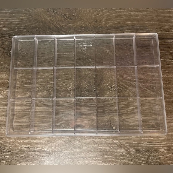 2 Compartment Organizing Box - Transparent Plastic - Picture 1 of 8